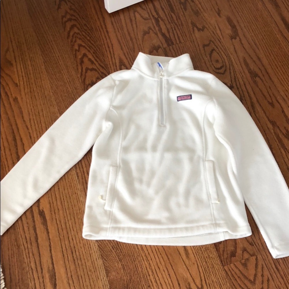 Vineyard Vines Women’s Fuzzy White Fleece